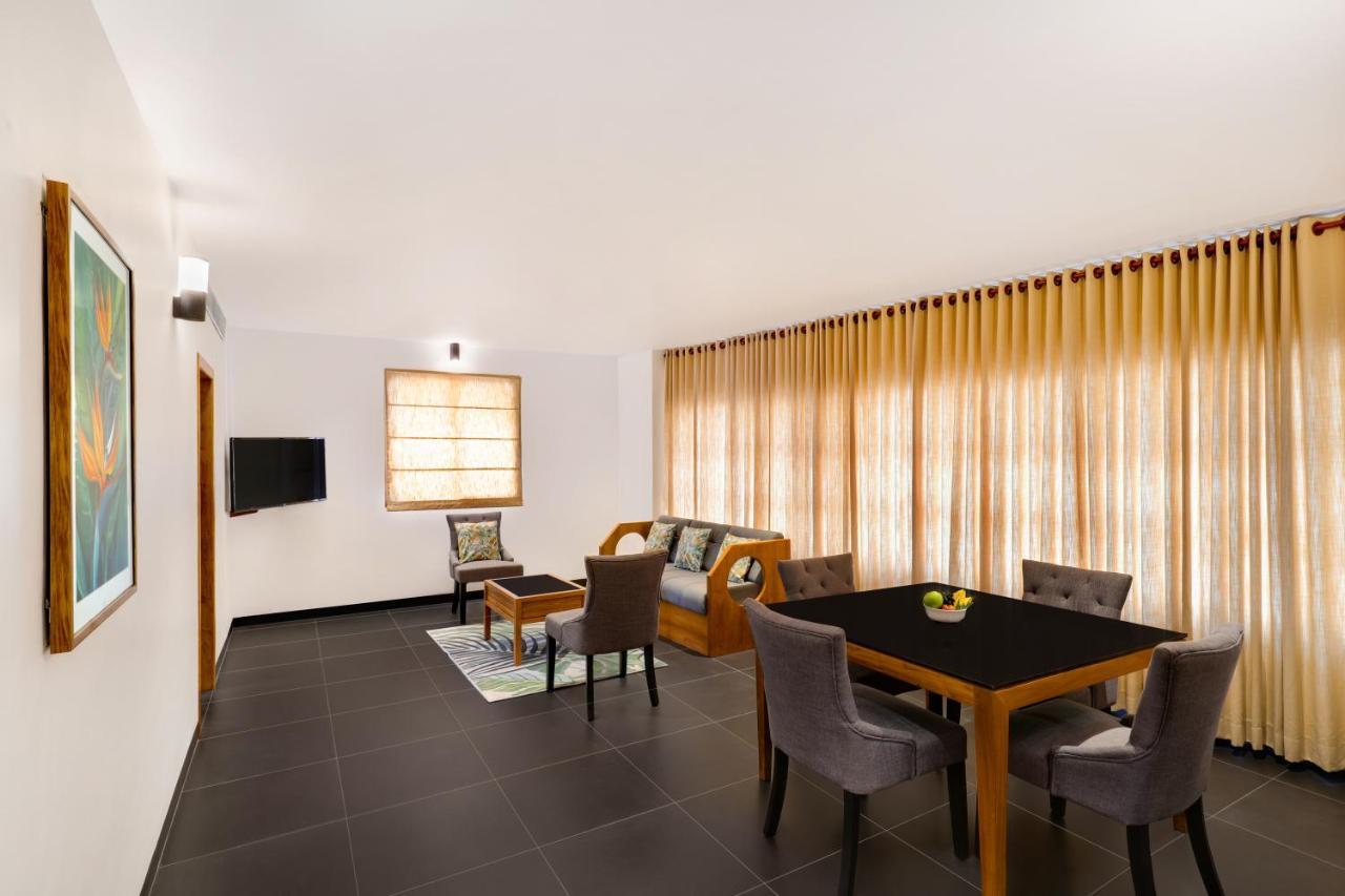 Keys Prima By Lemon Tree Hotels, เทกคาดี ภายนอก รูปภาพ